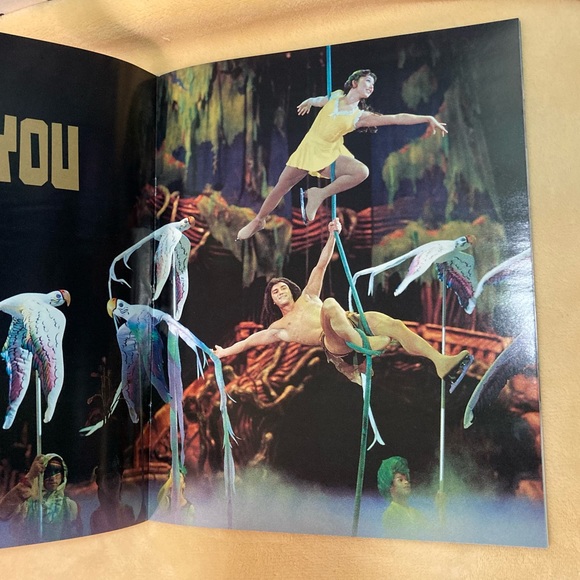 Disney On Ice Jungle Adventures program - Picture 4 of 13